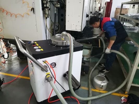 آلة تنظيف الوحل من رقائق الألومنيوم آلة طحن آلية آلة CNC نظيفة المبرد