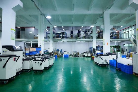 تخليص خزان السائل آلة التنظيف CNC نظيفة CNC نظام فلتر المبرد 8000L / H